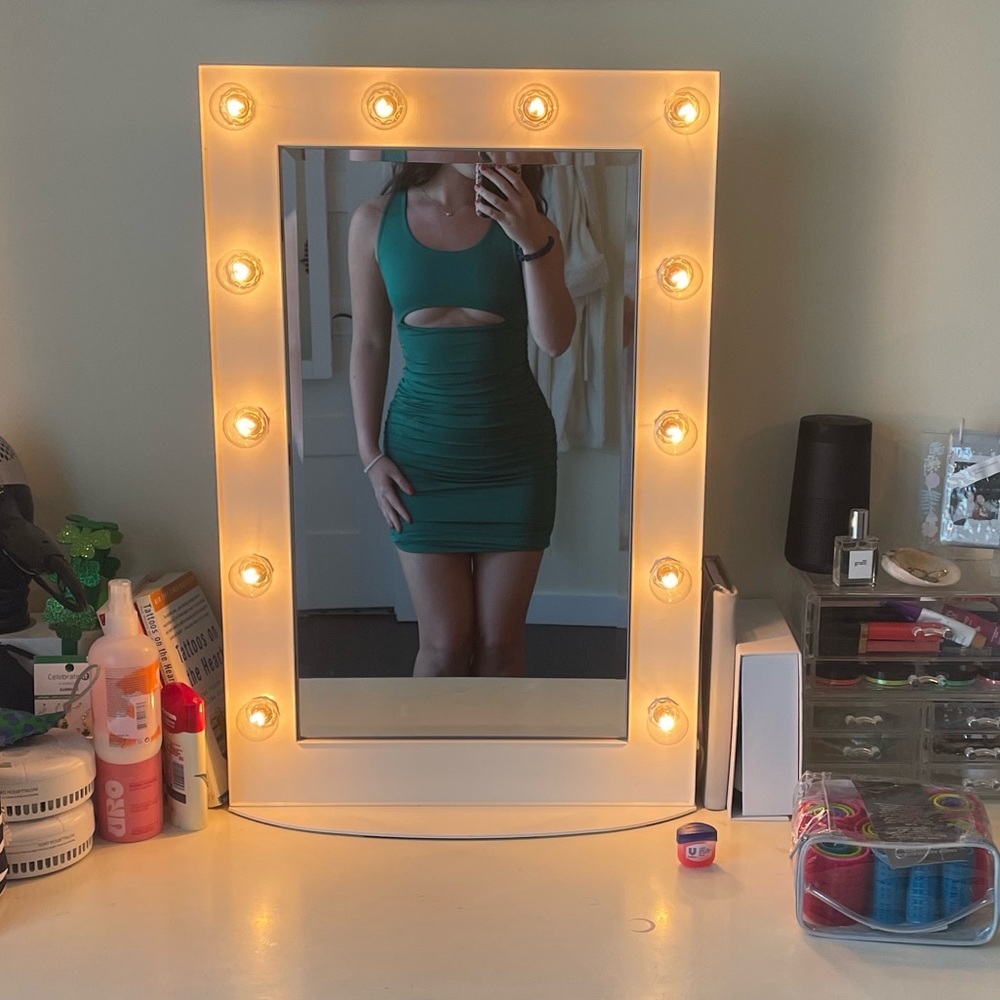 Green Cut-Out Bodycon Dress
